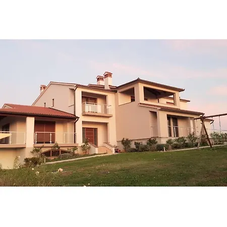 Casa Grande - Violette, Silver And Golden With Park And Sea View